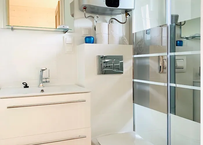 Two-story Homes Close To The Sea בית נופש סרבינובו